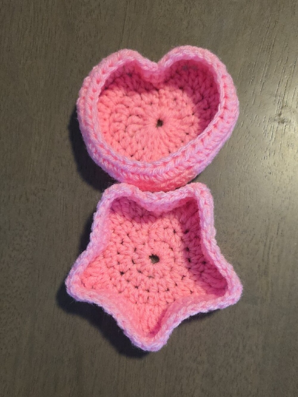 Hand Crafted Crocheted Star & Heart Trinket Dishes - Picture 10 of 13